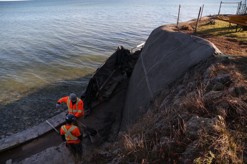 The utility of structural shotcrete as a concreting option with an applied architectural finish is shown below at a job that HC Matcon completed along a residential shoreline.